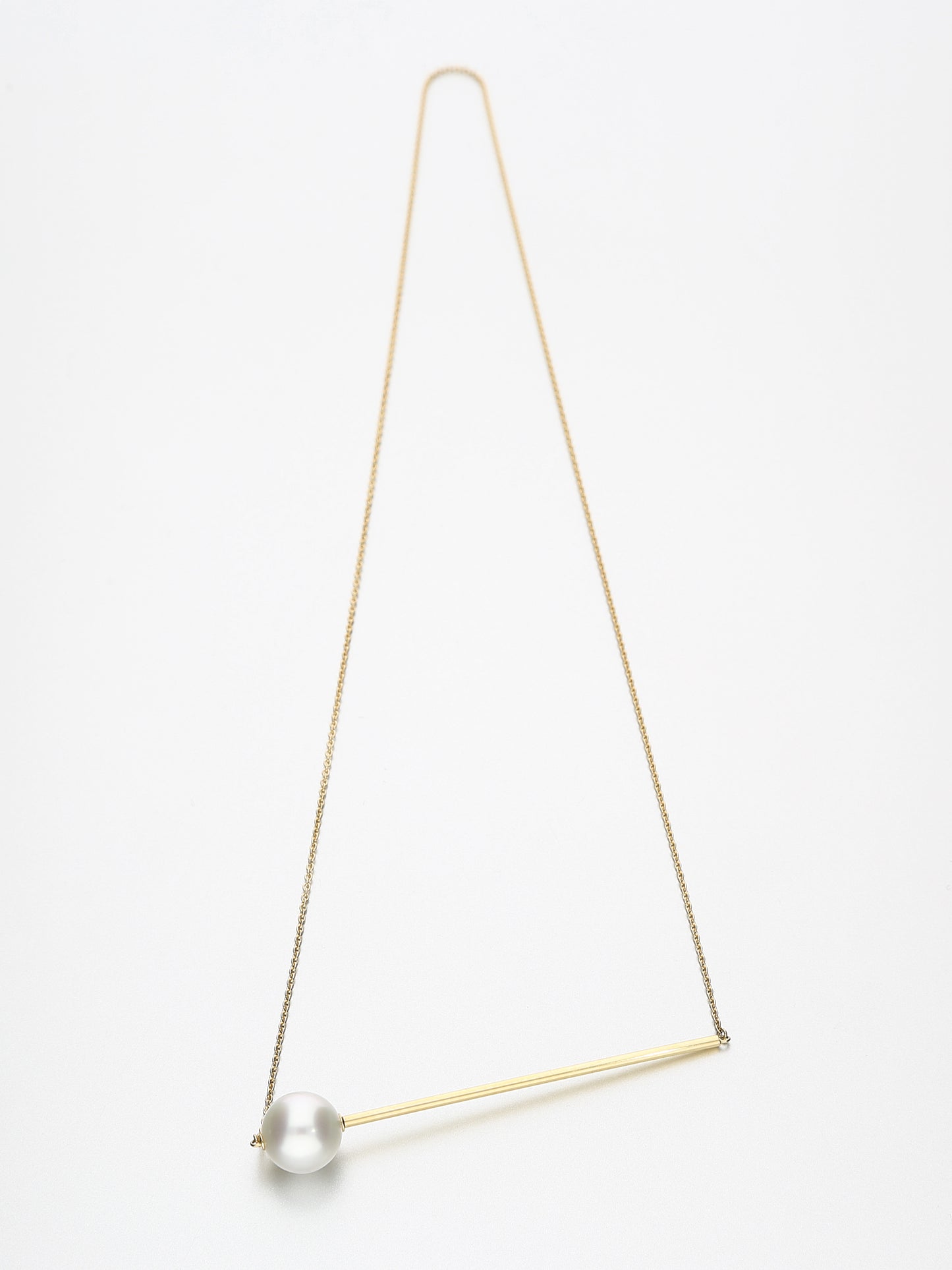 Abacus Pearl Necklace, Yellow gold with white Freshwater pearl 11mm