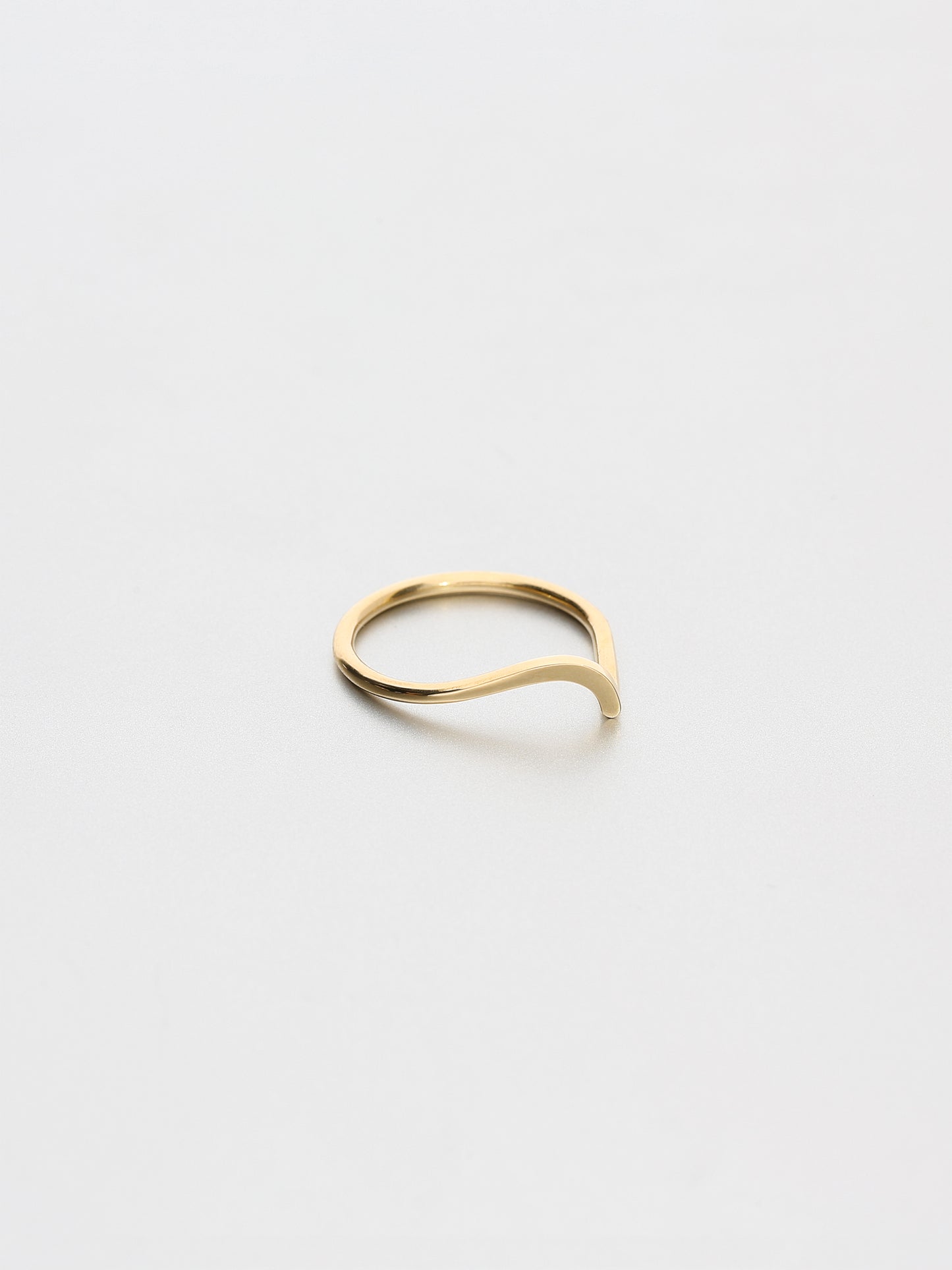 Ada II, Rose gold