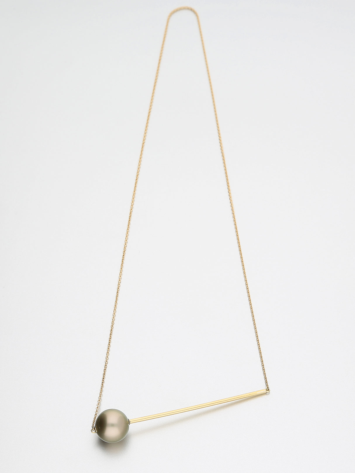 Abacus Pearl Necklace, Yellow gold with light Tahitian pearl 12mm