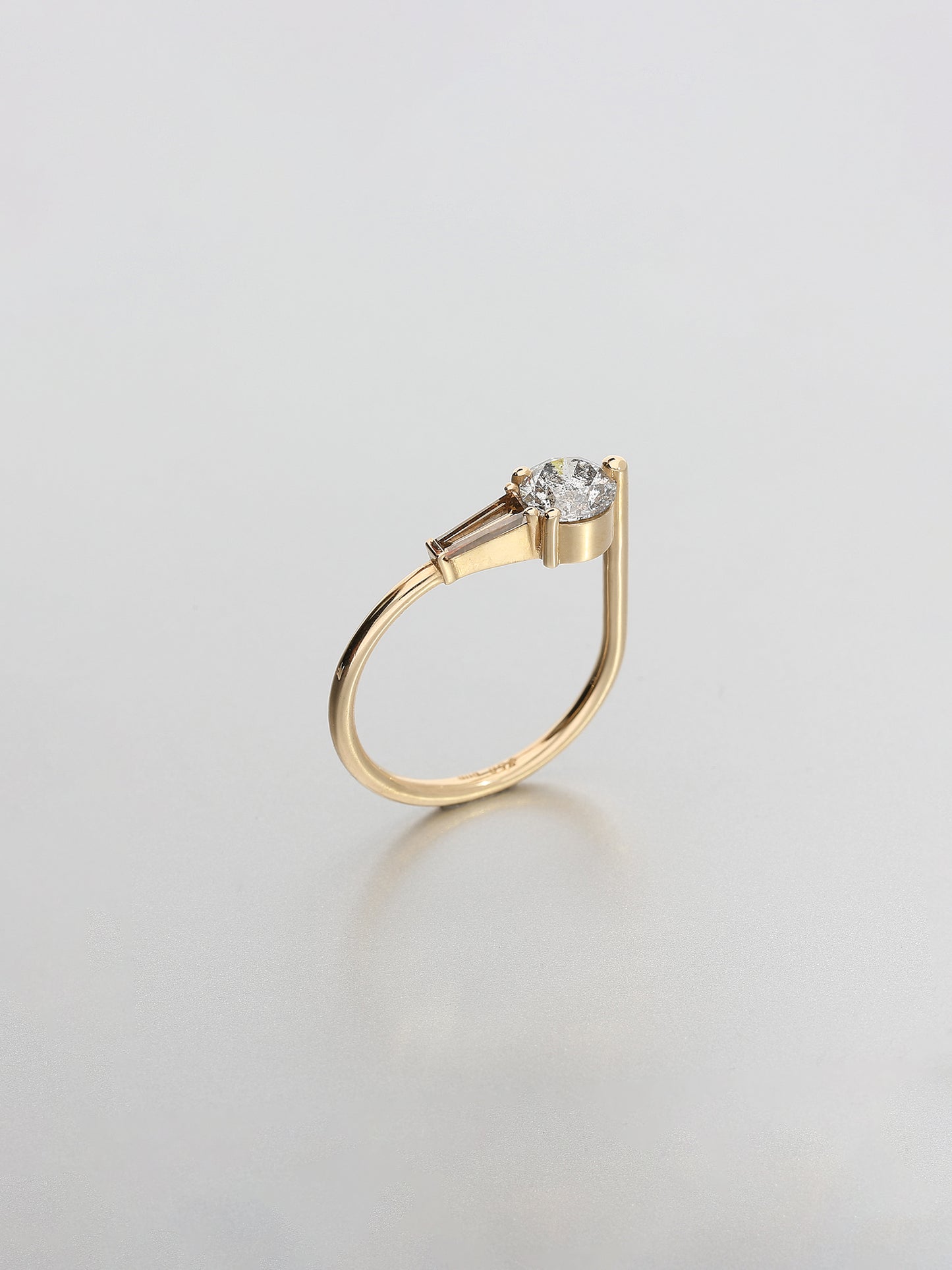 Ada IV, Rose gold Cognac Baguette