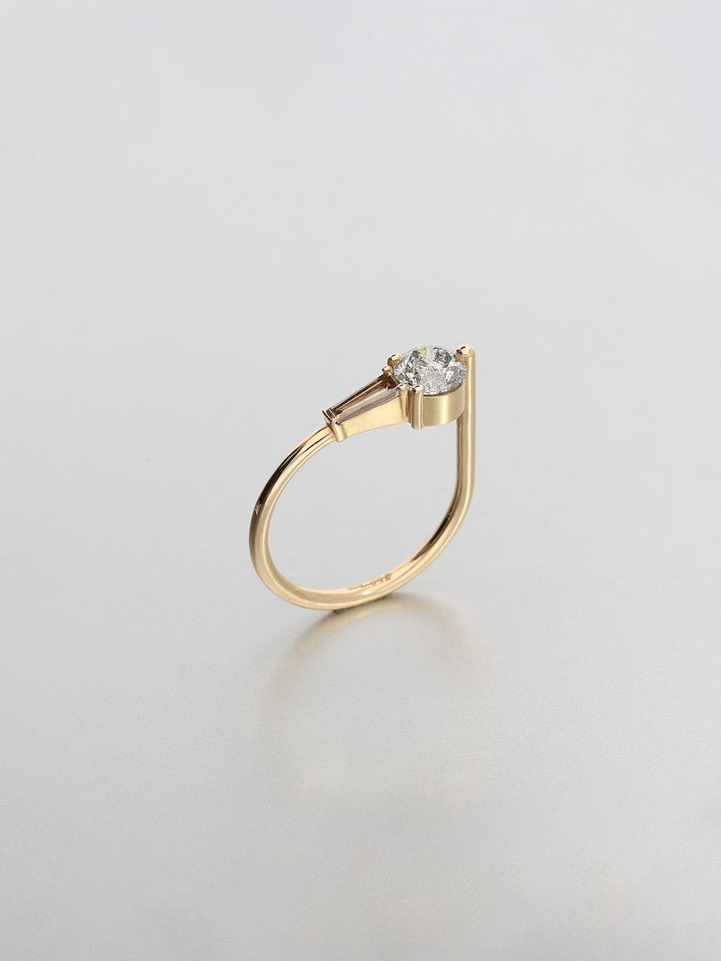 Ada IV, Rose gold Cognac Baguette