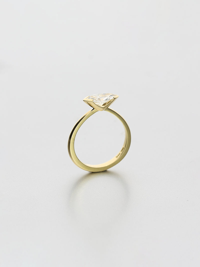 Ava Classic II Fancy cut Marquise