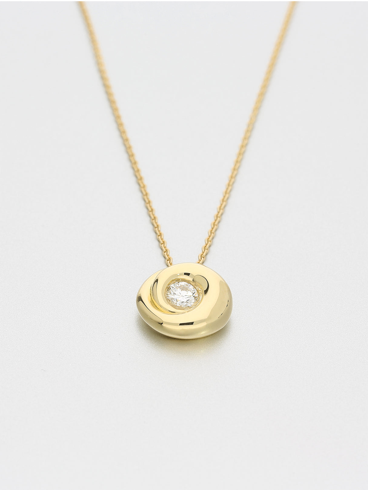 Lua Univers necklace