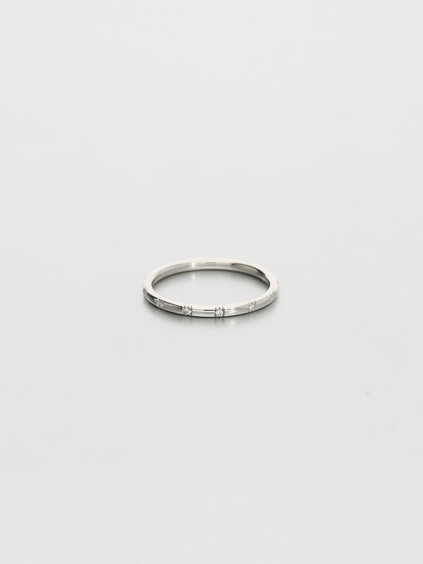 Fine Double Skip, Platinum