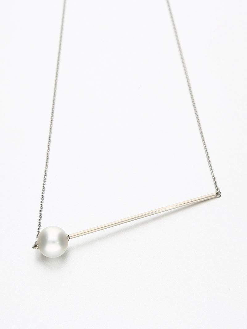 Abacus Pearl Necklace, White gold with white Southsea pearl 11mm