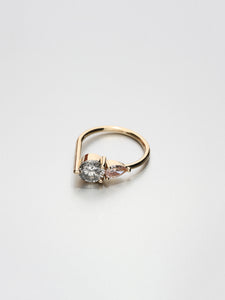 Ada V, Rose gold