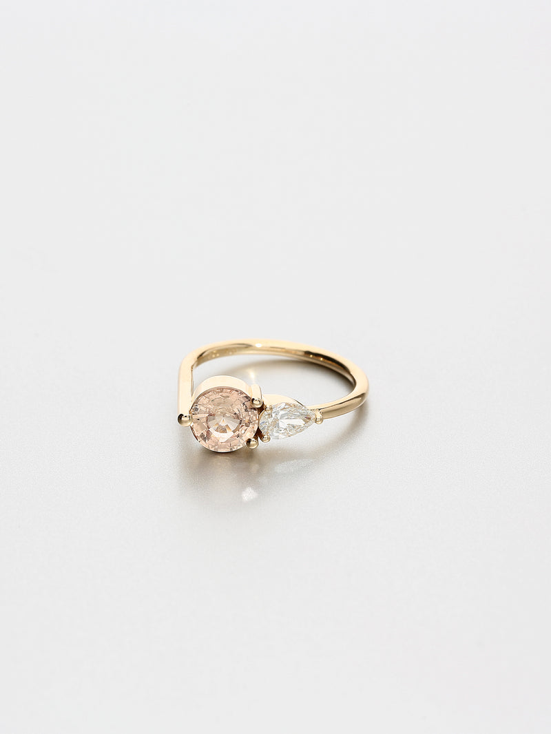 Ada V, Rose gold Sapphire