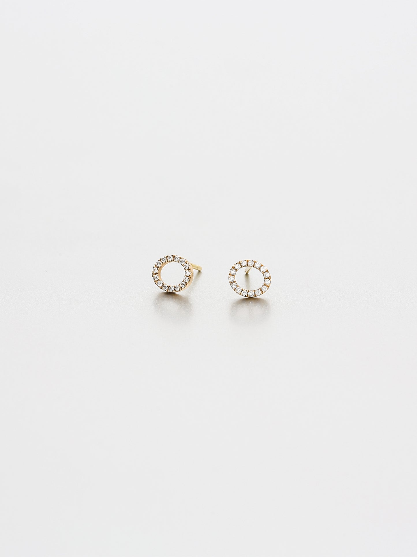 Ori Stud Earrings Castell