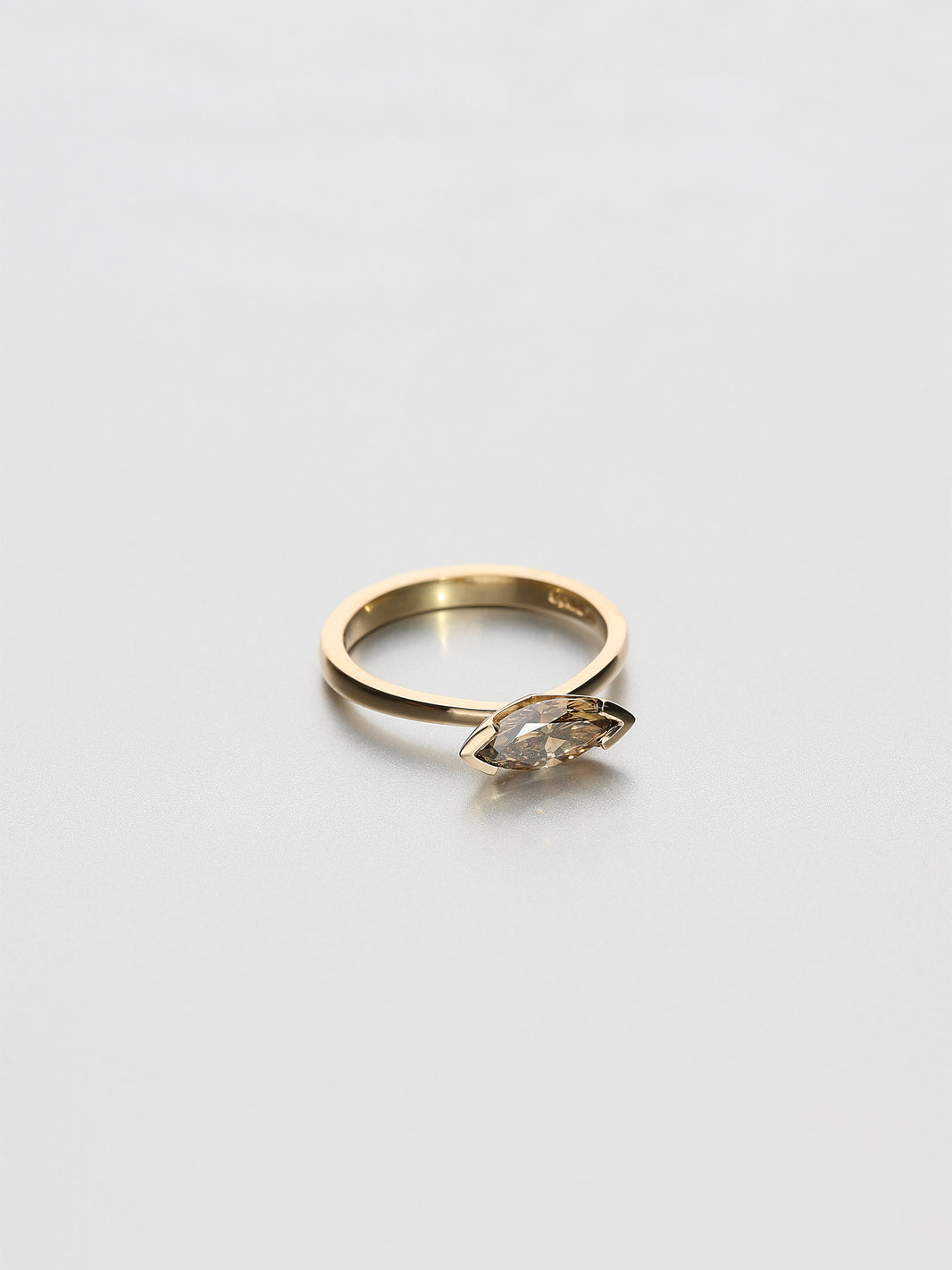 Ava Classic II Fancy cut Marquise