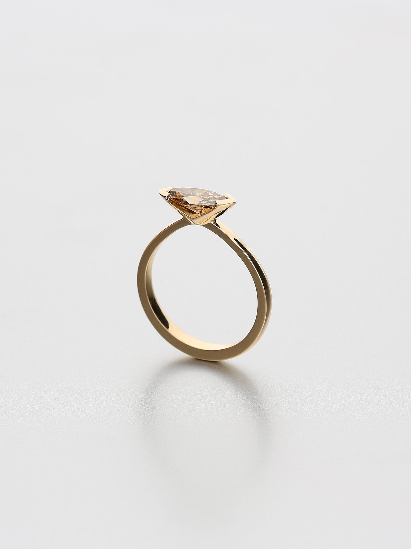 Ava Classic II Fancy cut Marquise