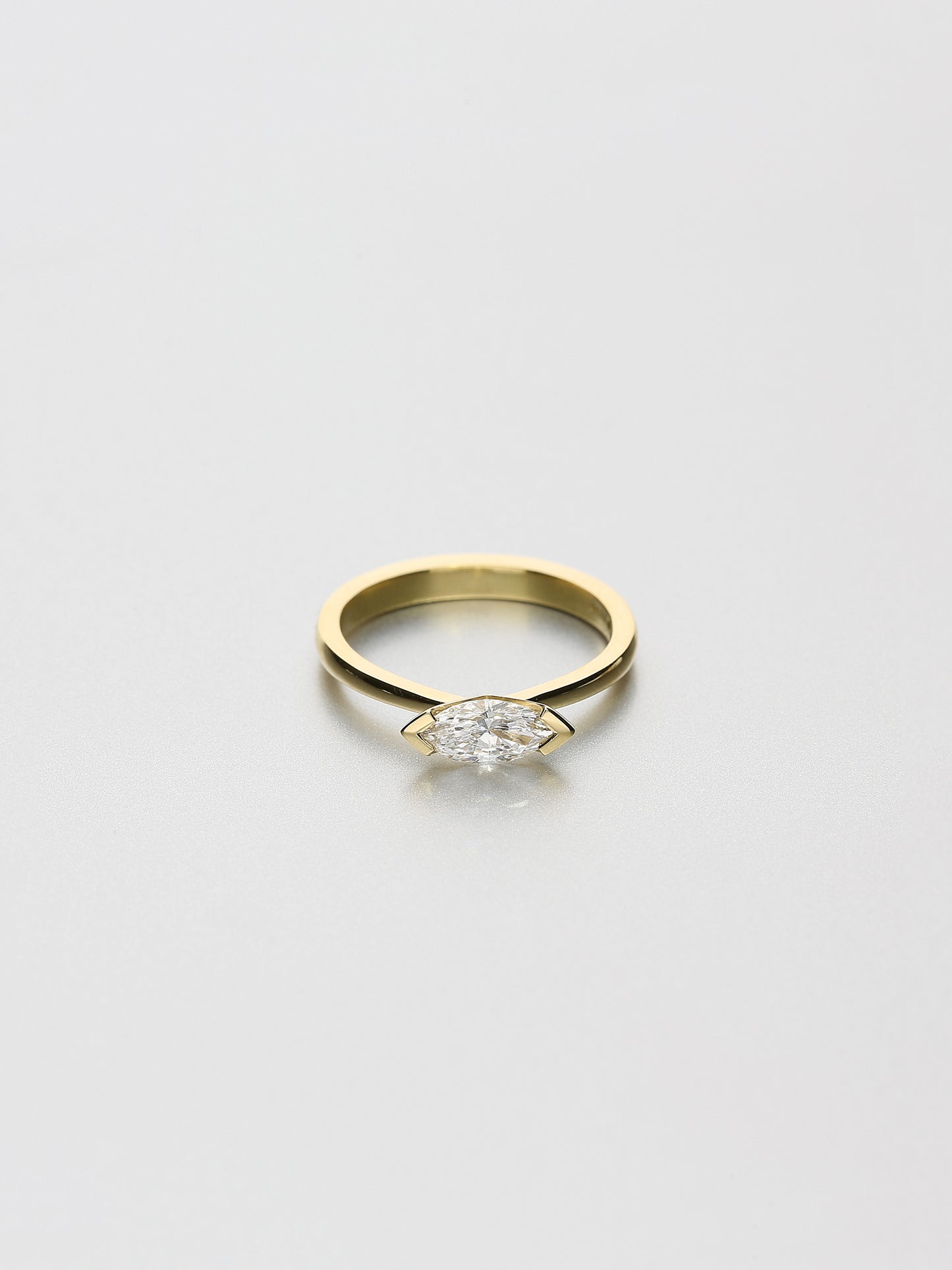 Ava Classic II Fancy cut Marquise