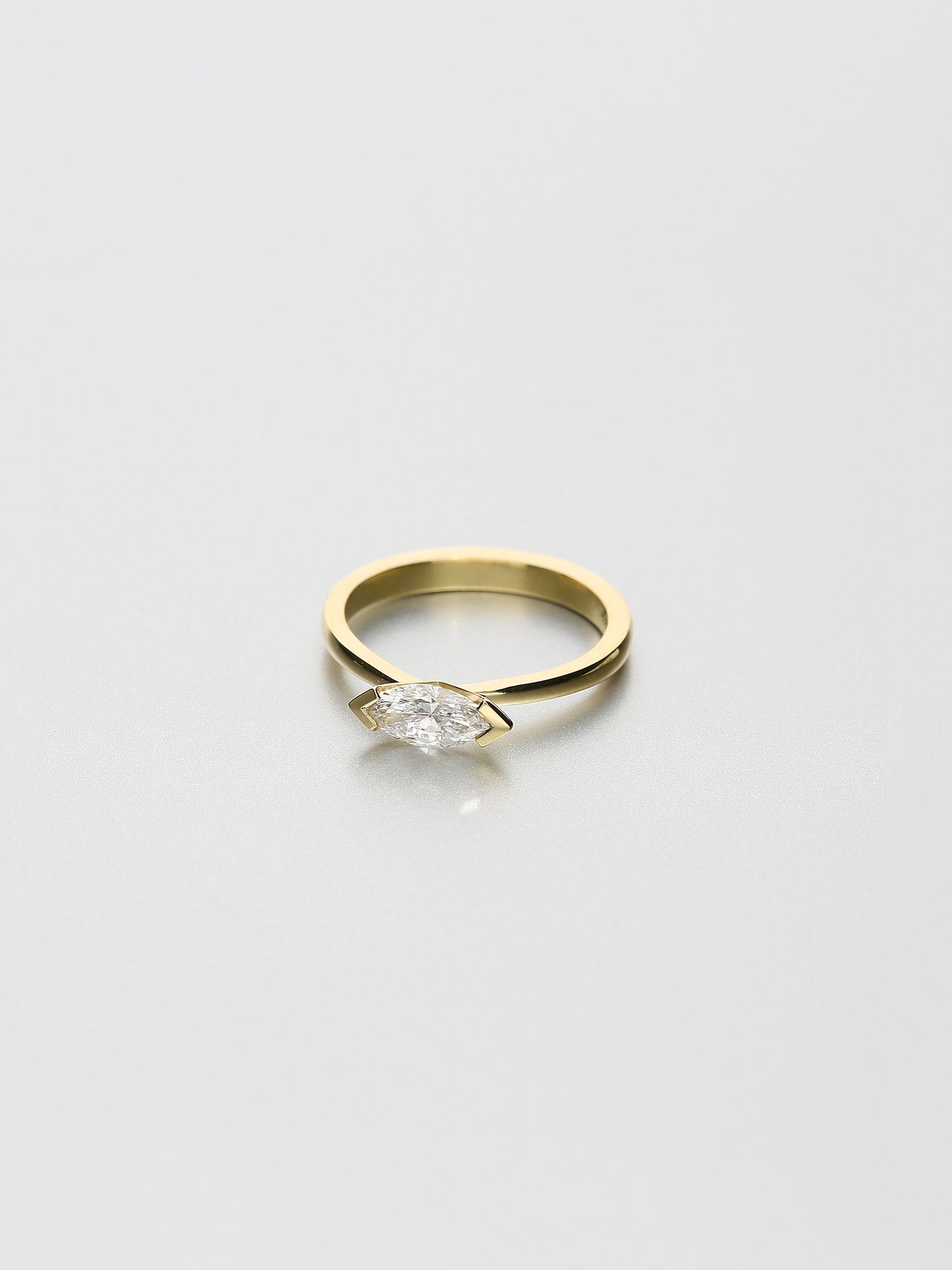 Ava Classic II Fancy cut Marquise