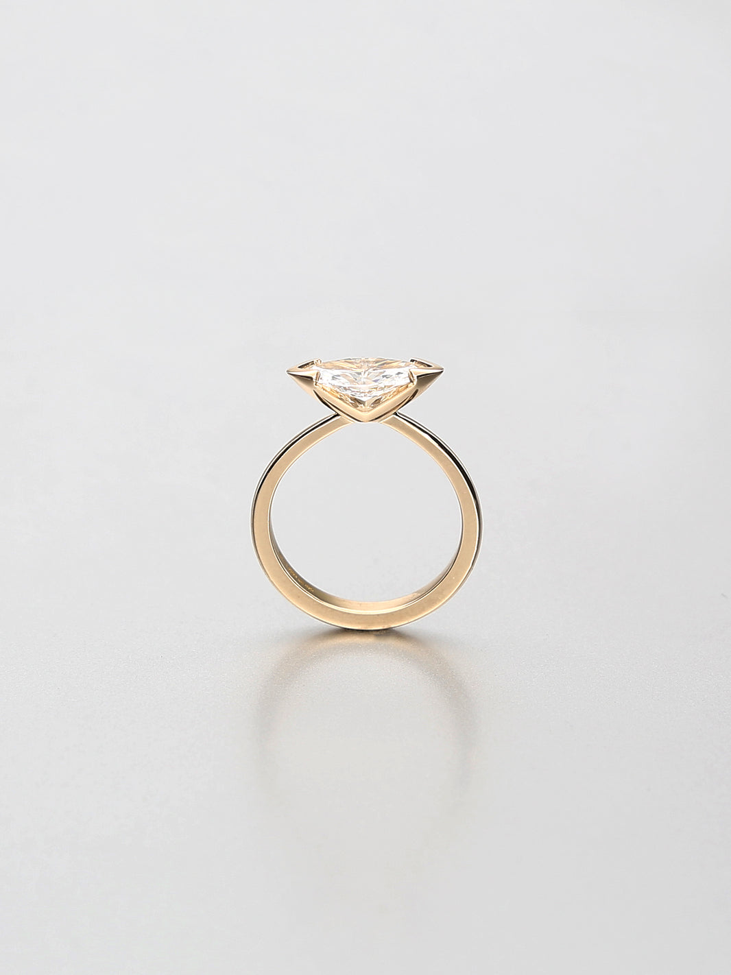Ava Classic III Fancy cut Marquise