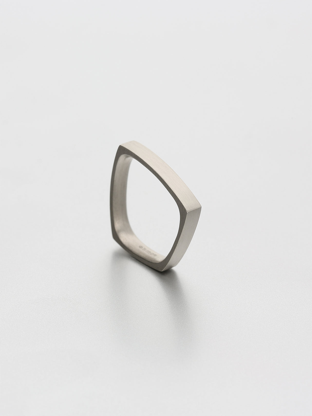 Leo III, White gold
