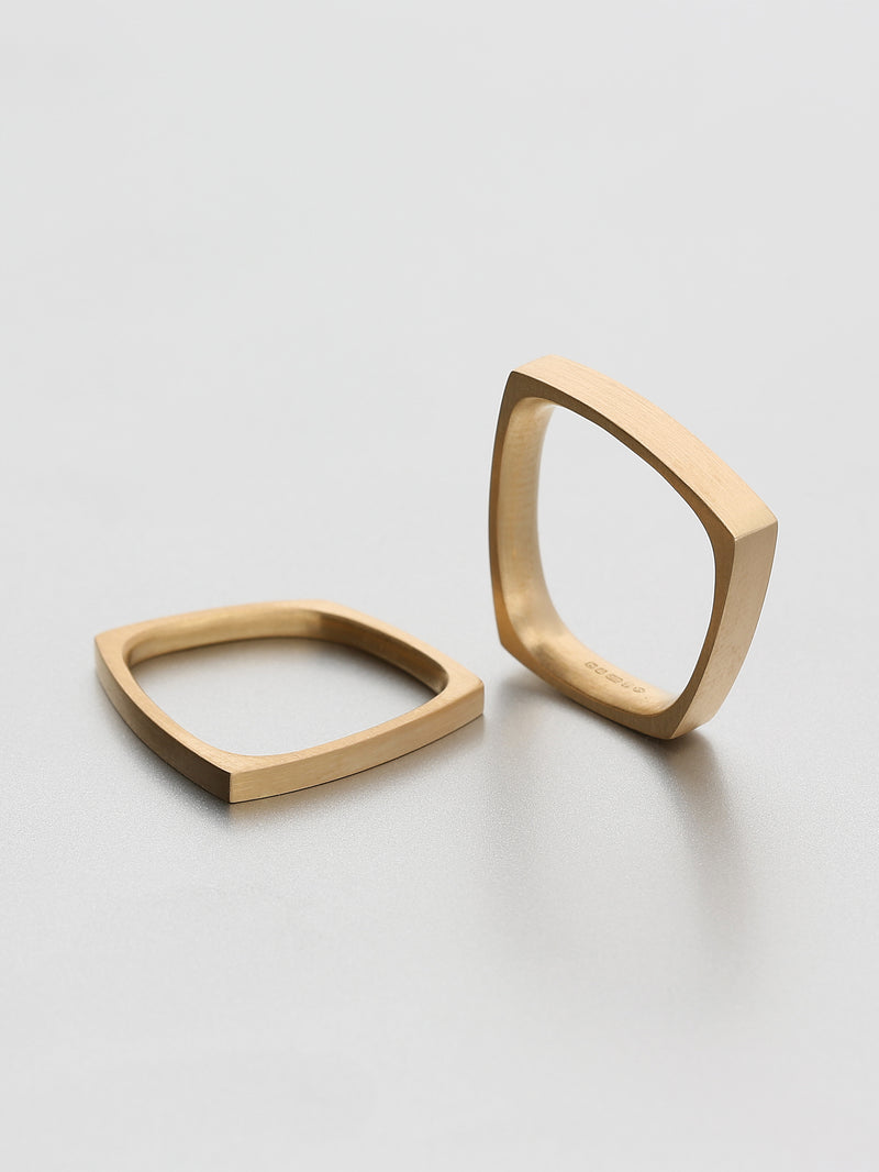 Leo III, Rose gold