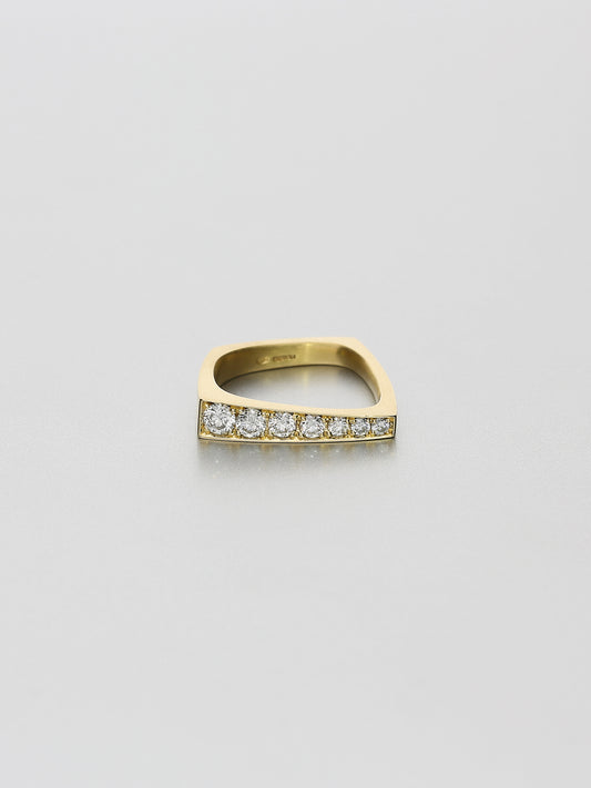 Leo VI pavé, Yellow gold