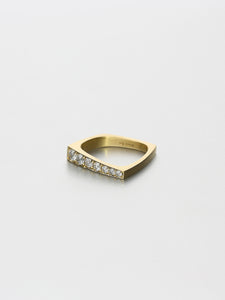 Leo VI pavé, Yellow gold