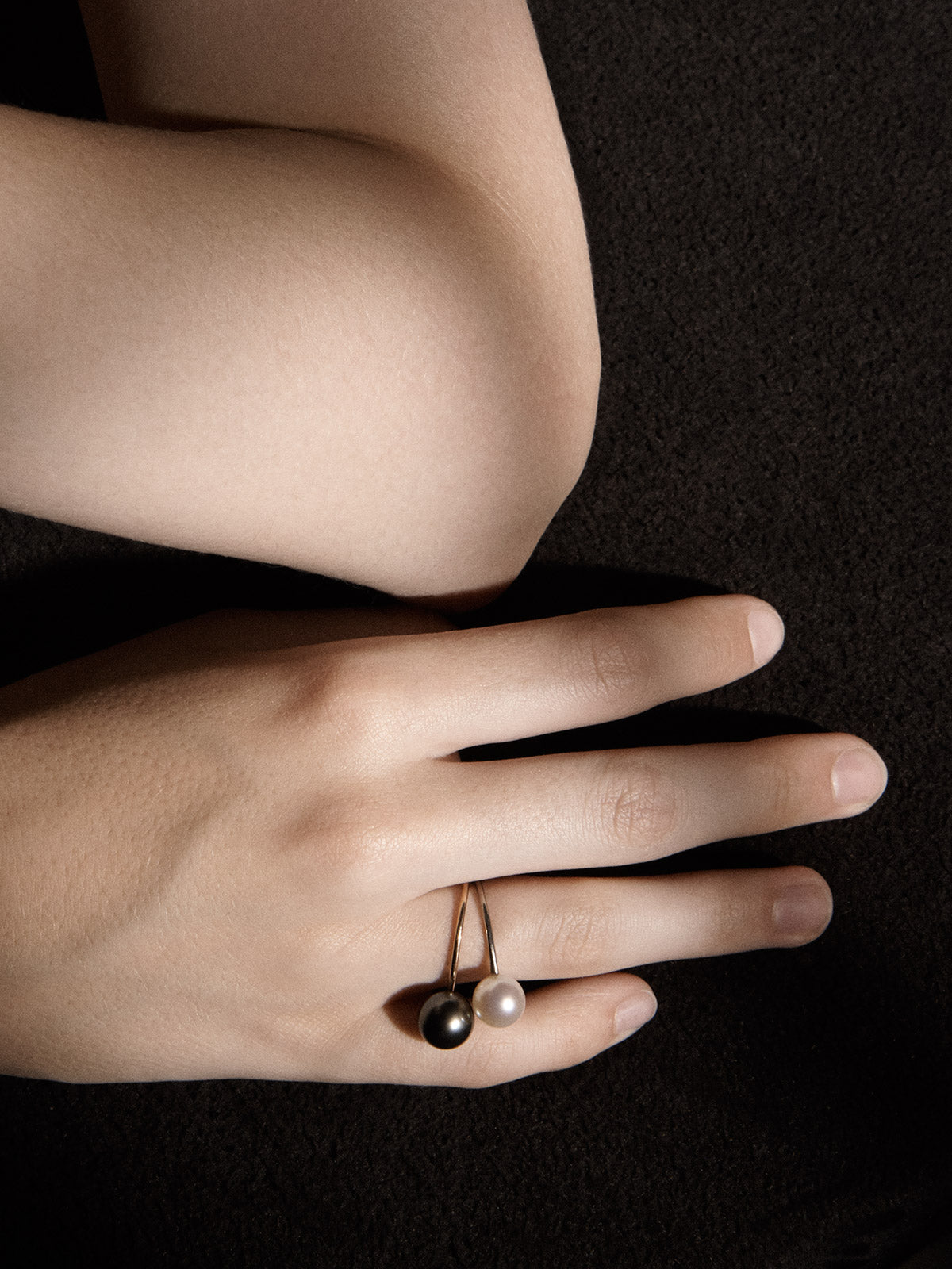 Fine Pearl Ring, Yellow gold with white Akoya pearl 8.5mm