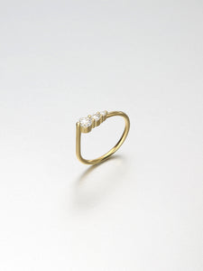 Ada I fine, Yellow gold