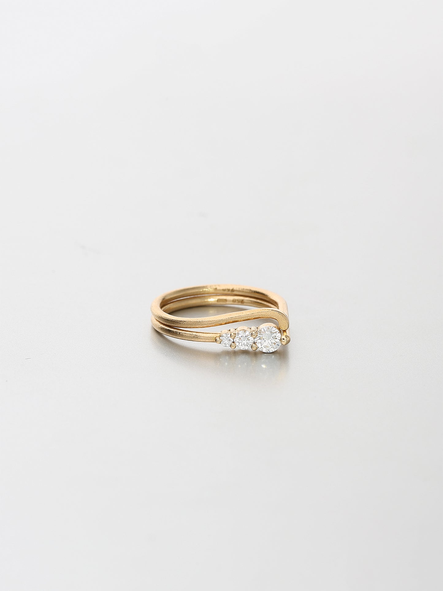 Ada I fine, Rose gold