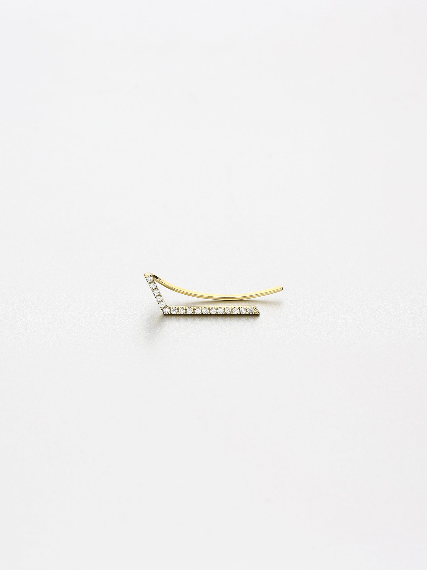 Vertex Ear Climber, Yellow gold left ear