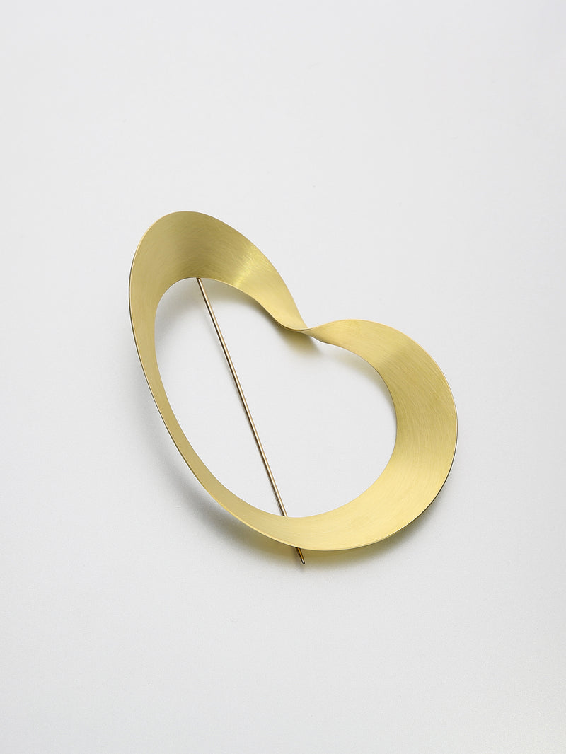 Moebius Brooch, Yellow gold