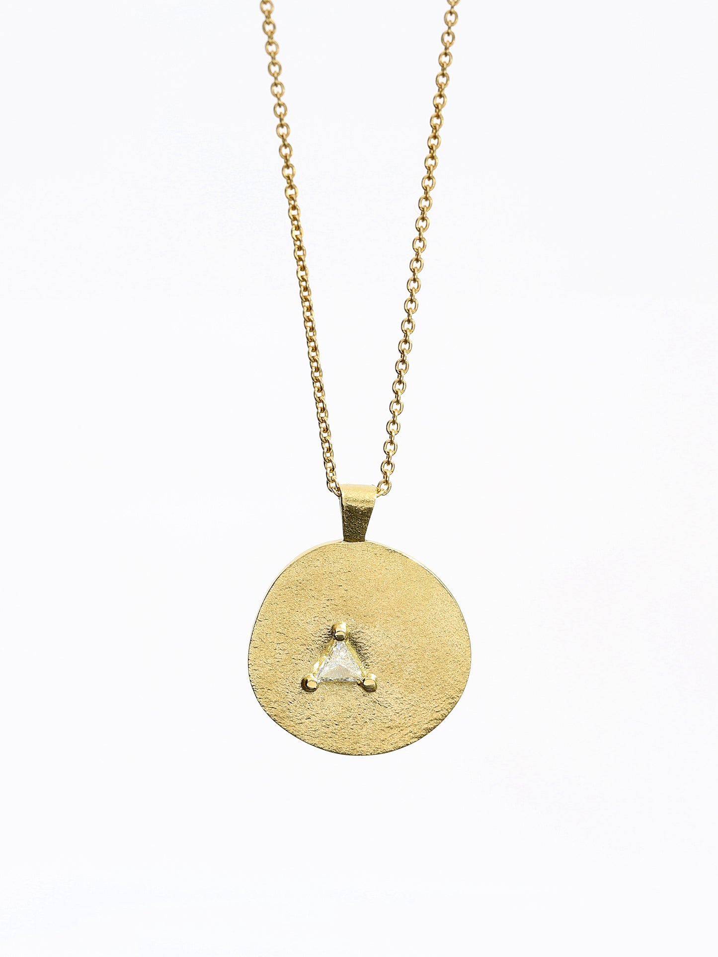 Eve Pendant, Yellow gold