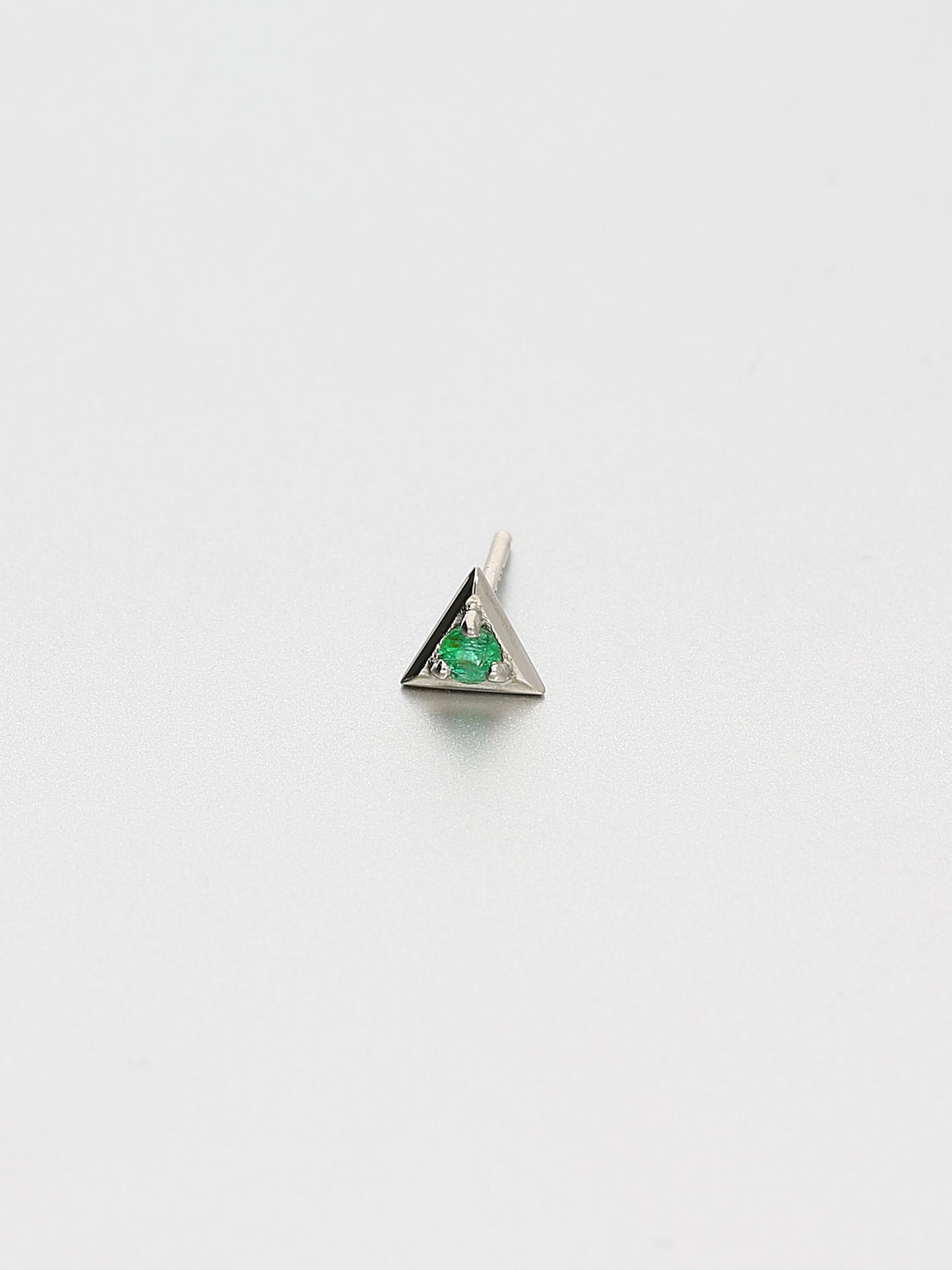 Vertex Stud Earrings, White gold 1
